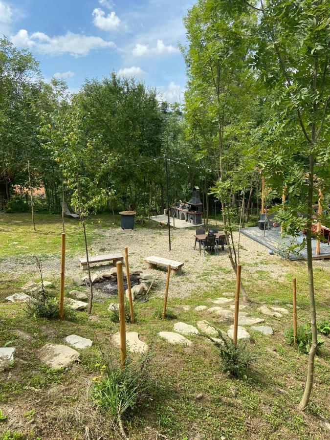 Loku' Villa Varbilau Екстериор снимка